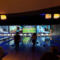 Photo taken at 10Pin Bowling Lounge by Zig on 4/6/2019