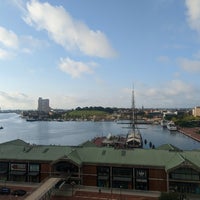 Foto scattata a Renaissance Baltimore Harborplace Hotel da Zig il 8/29/2022