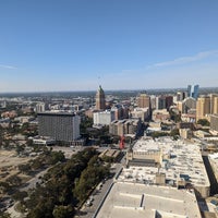 Photo taken at San Antonio Marriott Rivercenter by Zig on 11/16/2022