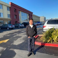 Photo taken at Holiday Inn Express San Francisco-Airport South by Suthep K. on 12/23/2019