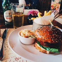 Photo taken at Corner Burger by Olga V. I. on 8/23/2015