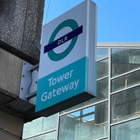 Photo taken at Tower Gateway DLR Station by Tanja W. on 8/11/2022