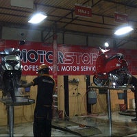 Photo taken at MOTORSTOP-Professional Motor Service by feprianto F. on 3/7/2013