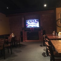 Foto scattata a Kickstand Burgers -n- Bar da Phoenix J. il 12/3/2016