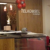 Photo taken at Telkomsel Lounge by Musbakri A. on 5/30/2016