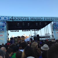 Photo taken at The Village Voice&amp;#39;s 4Knots Music Festival by Liang L. on 7/12/2014