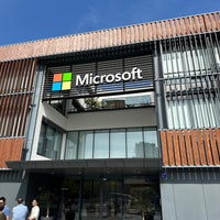 Photo taken at Microsoft Lisbon Experience by Manolis P. on 5/18/2023
