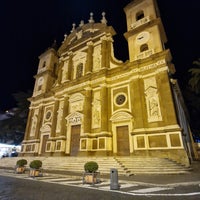 Photo taken at Cattedrale San Pietro apostolo by Mirac C. on 1/1/2024