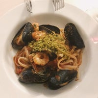 Photo taken at Autostrada Osteria by Annie P. on 1/13/2018