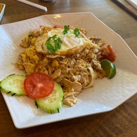 Photo taken at Swanya Thai Cuisine by Sam V. on 4/10/2023