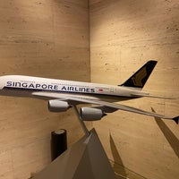Photo taken at Singapore Airlines Service Centre by Sam V. on 10/12/2023