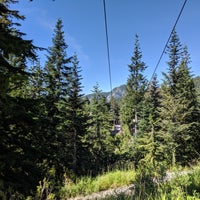 Foto tirada no(a) Grouse Mountain Ziplines por Nils A. em 8/28/2019