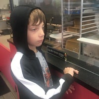 4/19/2018にJon D.がDuck Donutsで撮った写真