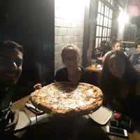 6/10/2018にJesús L.がPizza Caracas. Pizza-Caffeで撮った写真