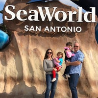 Photo taken at Sea World by Leslie A. on 3/5/2018