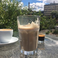 Foto diambil di Café Cul de Sac oleh Zornitsa M. pada 7/5/2018
