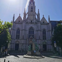 Photo taken at Place Saint-Boniface / Sint-Bonifaasplein by Mateusz K. on 5/28/2020