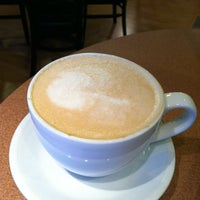 12/14/2012にReggie W.がHigher Grounds Coffeeで撮った写真