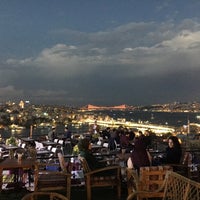 Das Foto wurde bei Mihrişah Cafe von Bariss B. am 10/17/2016 aufgenommen