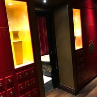Photo taken at Buddha-Bar Hotel Paris by inci on 11/27/2017