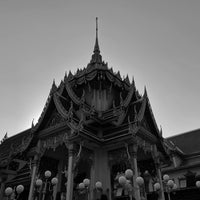Photo taken at Wat Ratcha Singkhon by MOSSMARCH on 3/2/2020