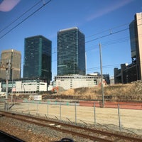 Photo taken at JR貨物 梅田駅跡 by しみちゃん あ. on 2/4/2020