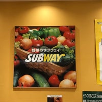 Photo taken at Subway by しみちゃん あ. on 5/28/2017