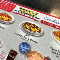 Photo taken at Waffle House by AlbiiT .. on 8/6/2022