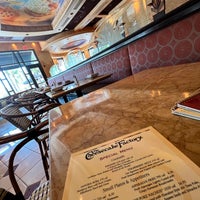Photo taken at The Cheesecake Factory by AlbiiT .. on 8/14/2022