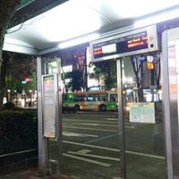 Photo taken at 池袋駅東口バス停 by 飛田給 on 2/26/2022