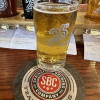 Photo taken at Springfield Brewing Company by Carlos R M. on 4/1/2023