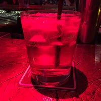 Foto tirada no(a) Deja Vu Martini Lounge por Nick M. em 6/10/2016
