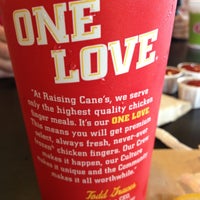 Photo taken at Raising Cane&amp;#39;s Chicken Fingers by ⚜️melissa⚜️ on 6/16/2014