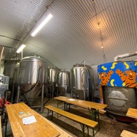 Photo taken at Canopy Beer Co. by Migo on 11/14/2021