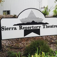 Foto scattata a Sierra Repertory Theatre da Owen T. il 1/19/2016