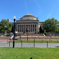 Photo taken at South Lawn Columbia University by Amy B. on 5/23/2022