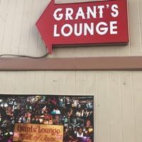 รูปภาพถ่ายที่ Grant&amp;#39;s Lounge โดย Alex H. เมื่อ 7/2/2017