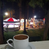 Photo taken at Karaalioğlu Çay Bahçesi by Gülsüm Ö. on 5/25/2018