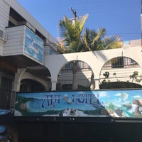 Das Foto wurde bei Art Hotel - Laguna Beach von nickie j. am 5/3/2018 aufgenommen