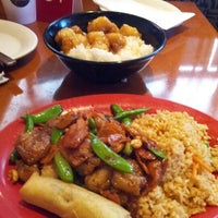 Photo taken at Pei Wei by Andres S. on 2/2/2013