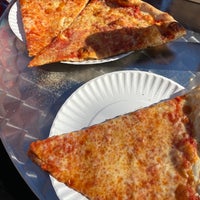 Das Foto wurde bei Joe&#39;s Pizza von Mallory G. am 3/4/2024 aufgenommen