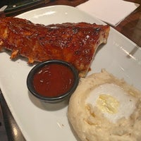 Photo taken at LongHorn Steakhouse by Fristt T. on 9/21/2021