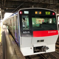 Photo taken at Tsurugamine Station (SO09) by タツナリ 　. on 8/16/2023