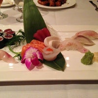 Das Foto wurde bei Elena Wu Restaurant &amp;amp; Sushi Bar von Justin C. am 3/16/2013 aufgenommen