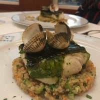 Foto diambil di Restaurante Faro oleh Luis S. pada 7/5/2018