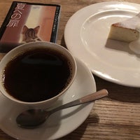 Photo taken at Kamogawa Cafe by かわええね 共. on 11/28/2021