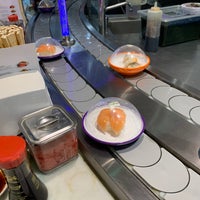 Photo taken at YO! Sushi by Marilia🐾 P. on 1/17/2020