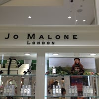 Photo taken at Jo Malone London by Yuko N. on 10/9/2012