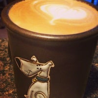 12/21/2013에 Javre K.님이 Coffee &amp;amp; Pet&amp;#39;s Deli에서 찍은 사진