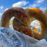 Photo taken at Auntie Anne&amp;#39;s by Miss. R. on 9/3/2021
